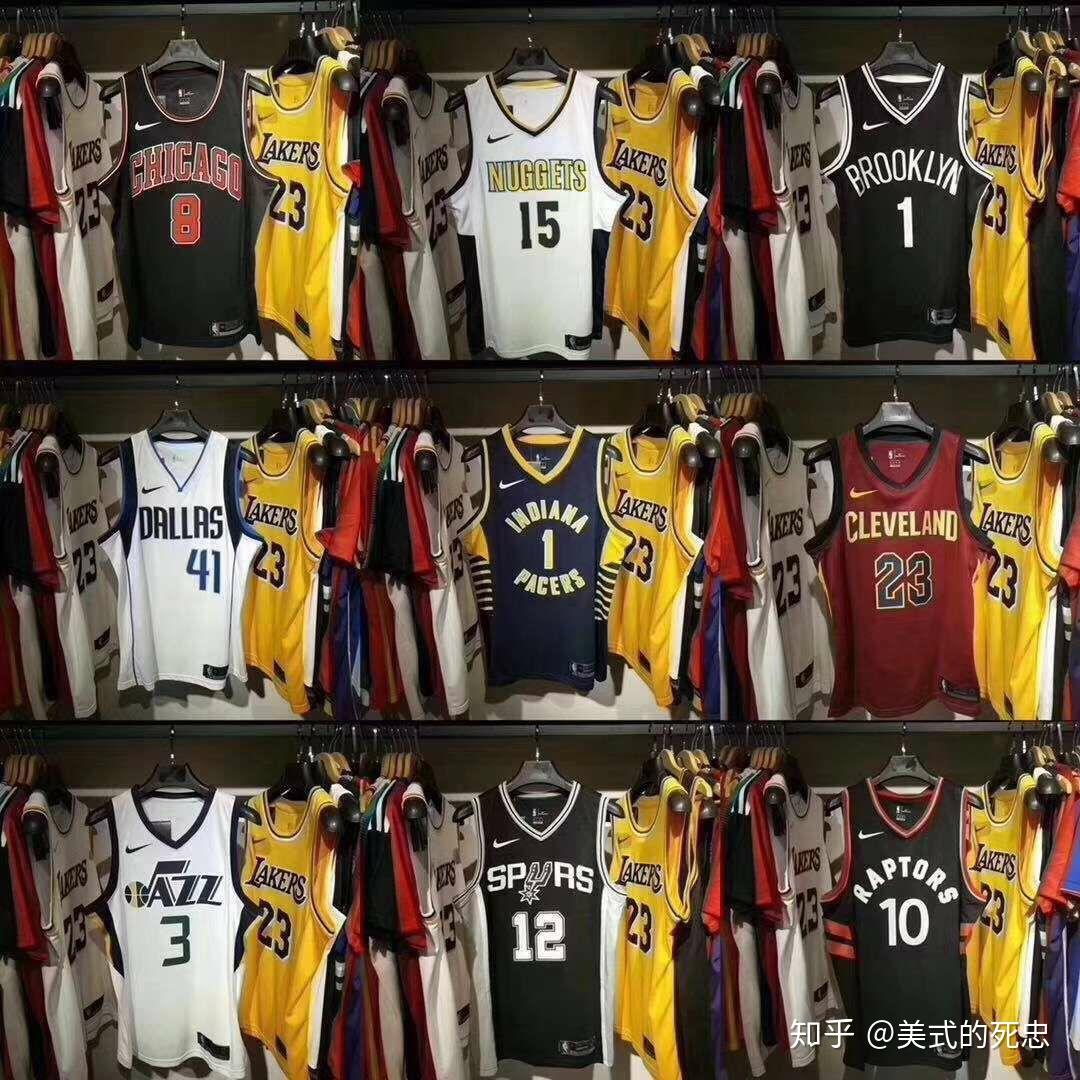 的脚步下 的脚步下