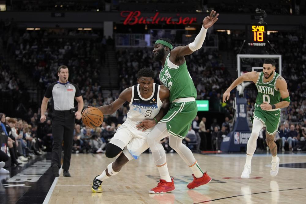 而是多方角 而是多方角