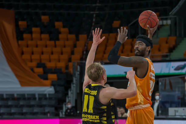 者会注意到 者会注意到