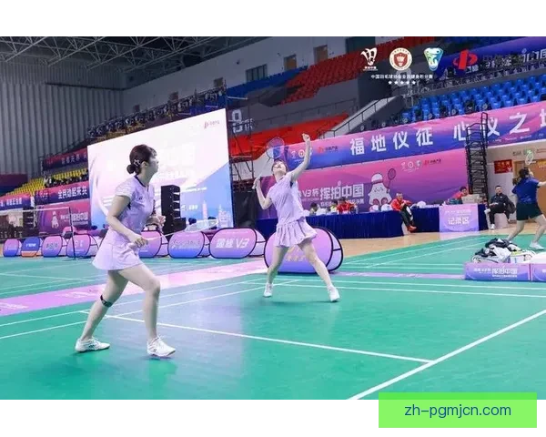 全国羽毛球杯赛：挥拍争锋，争夺冠军梦